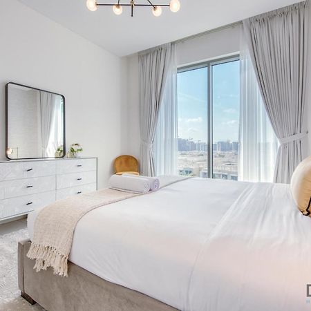 Notable 2Br At Sobha Hartland Greens Mbr City By Deluxe Holiday Homes Dubaj Zewnętrze zdjęcie